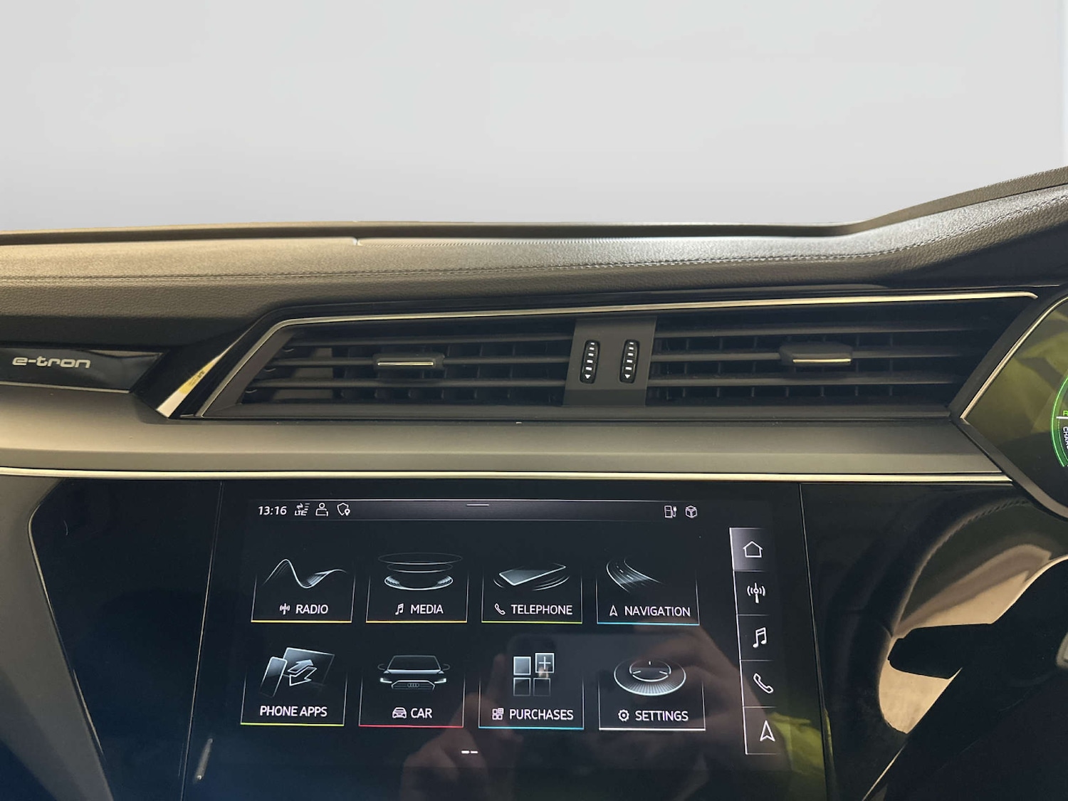 Used Audi e-tron 2020 for sale - 78097383: Photo 22