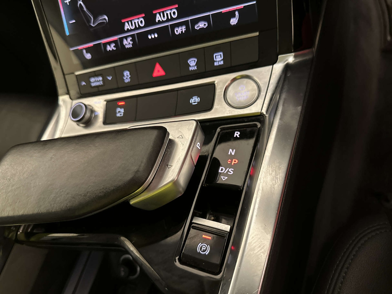 Used Audi e-tron 2020 for sale - 78097383: Photo 25