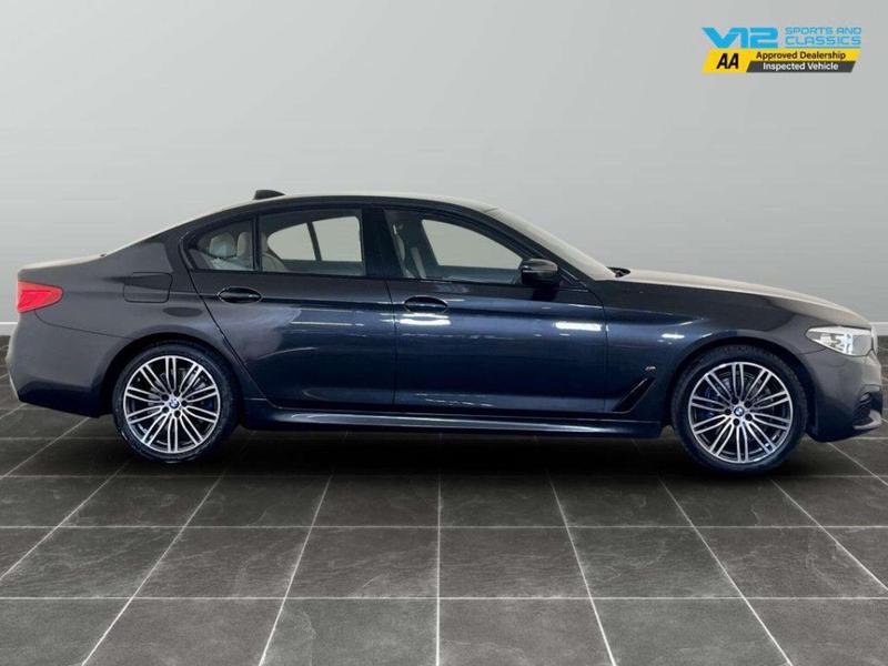 Used BMW 5 Series 2019 for sale - 77018117: Photo 11