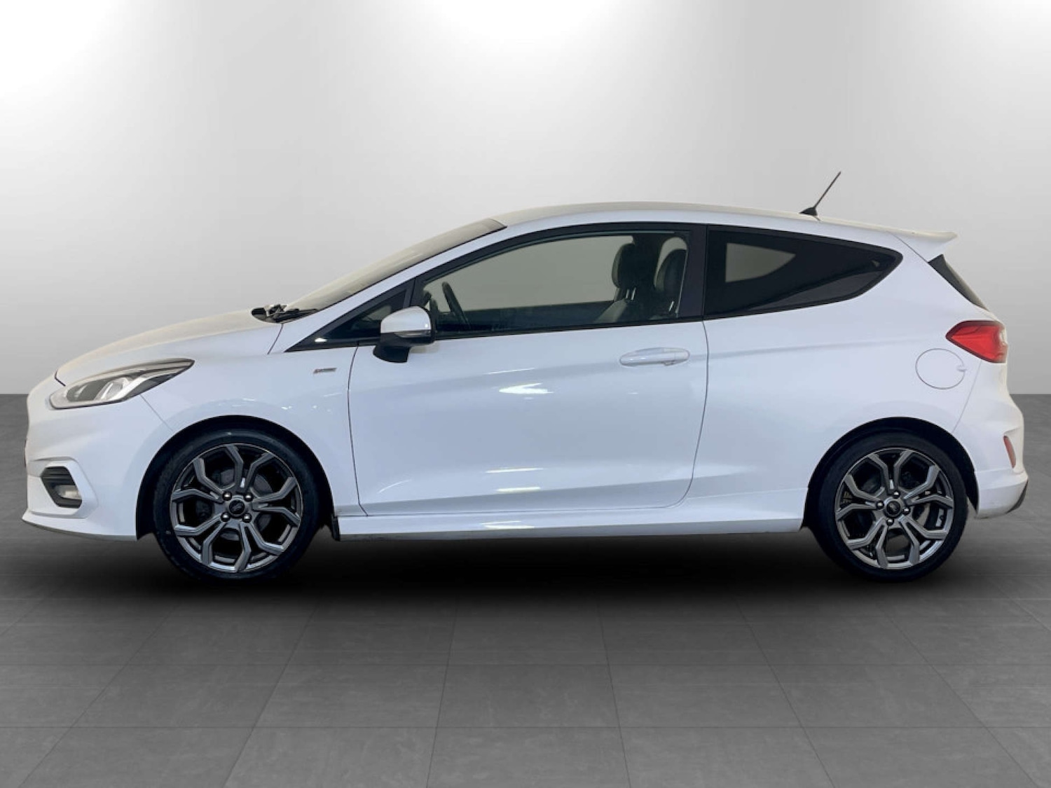 Used Ford Fiesta 2018 for sale - 77618881: Photo 7