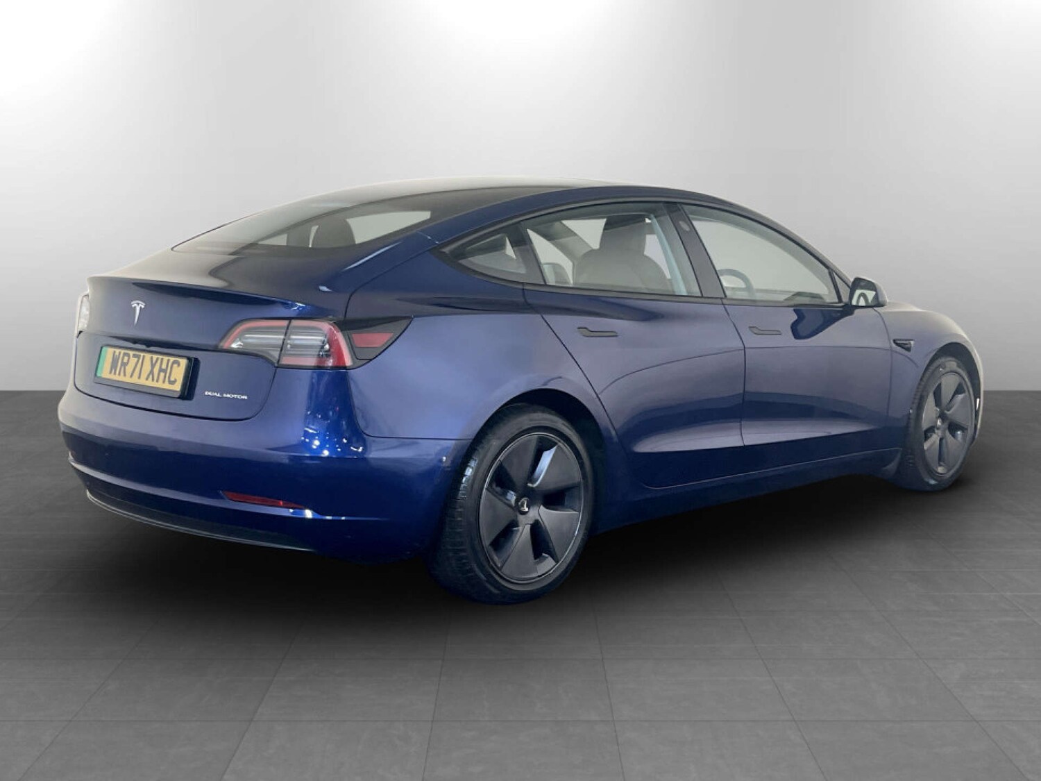 Used Tesla Model 3 2021 for sale - 77523182: Photo 10