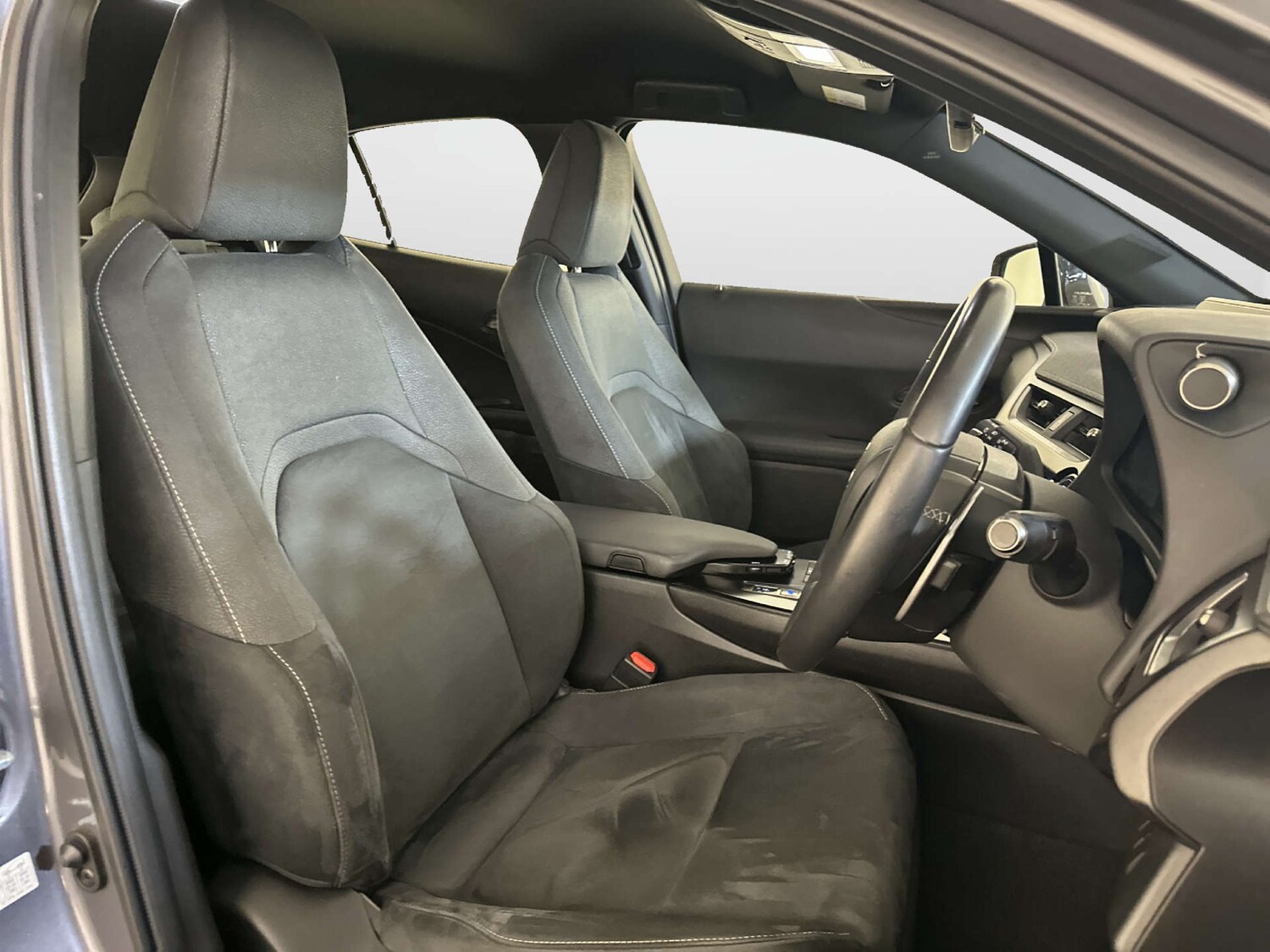 Used Lexus UX 2023 for sale - 77906910: Photo 13