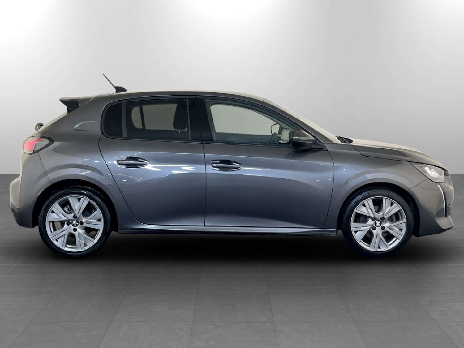 Used Peugeot 208 2020 for sale - 77184894: Photo 11