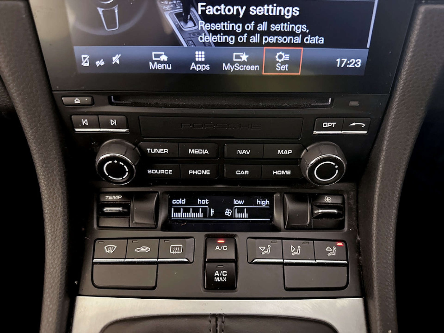 Used Porsche Cayman 2017 for sale - 77262747: Photo 24