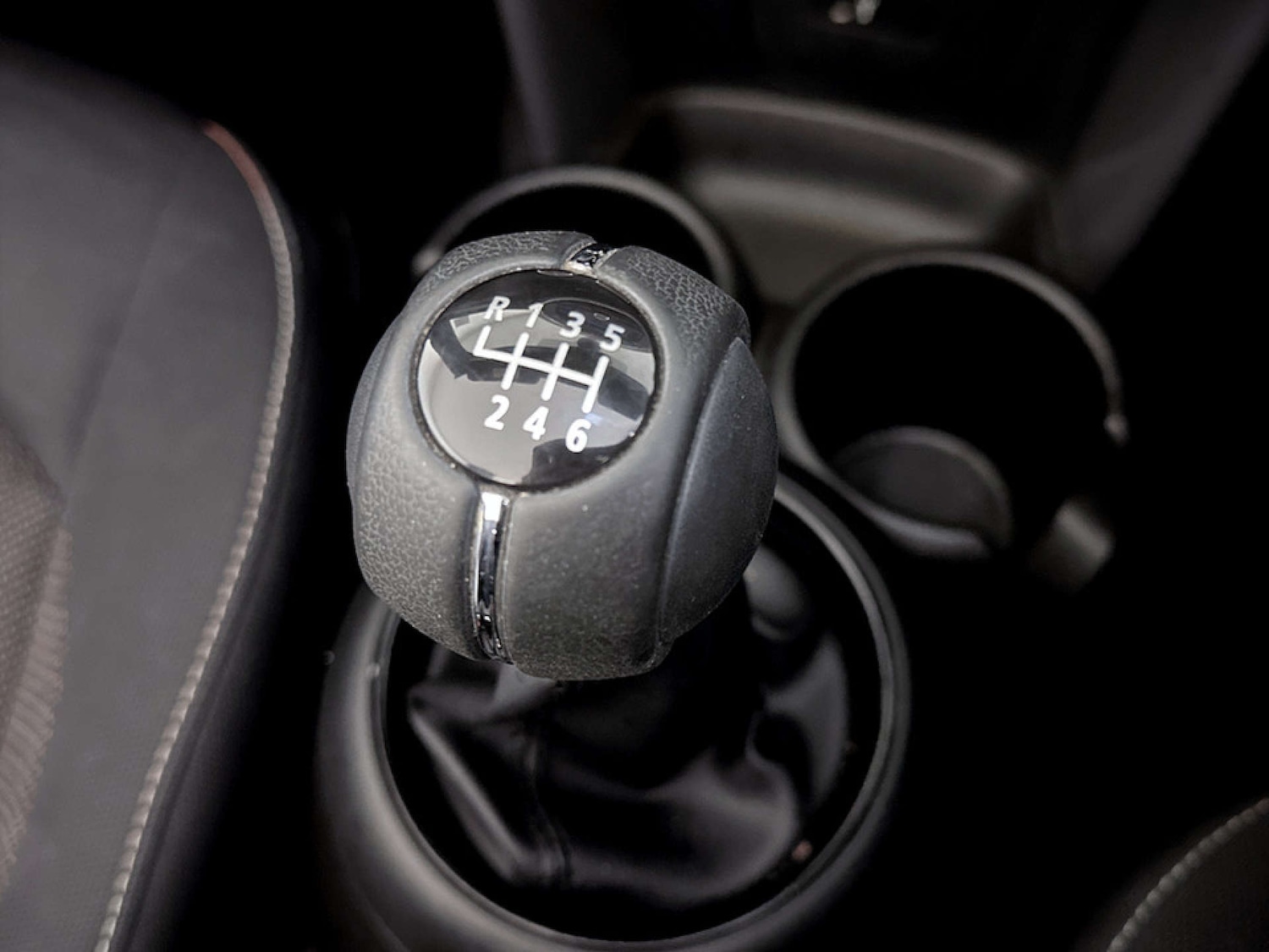 Used MINI Convertible 2019 for sale - 77185059: Photo 26