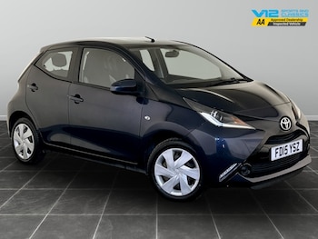 2015 (15) - 1.0 VVT-i X-Play 5dr