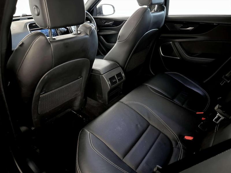 Used Jaguar XE 2021 for sale - 76895327: Photo 14