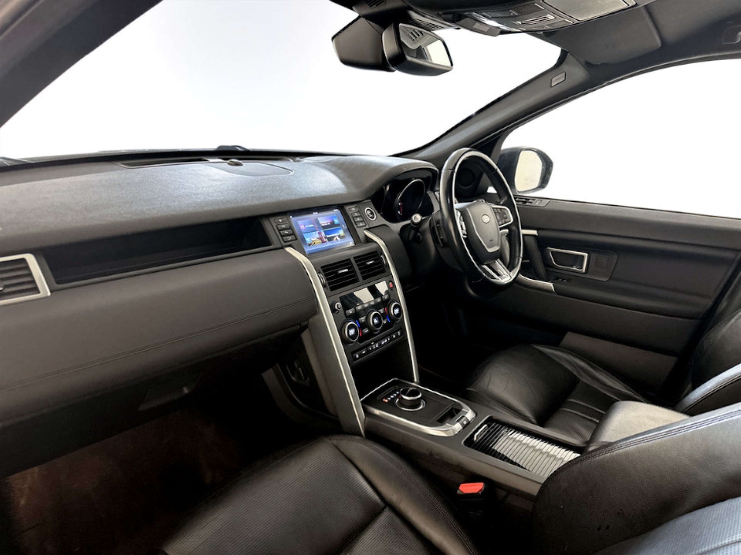 Used Land Rover Discovery Sport 2017 for sale - 77422777: Photo 12