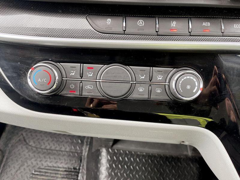 Used Maxus Deliver 9 2022 for sale - 76385061: Photo 25