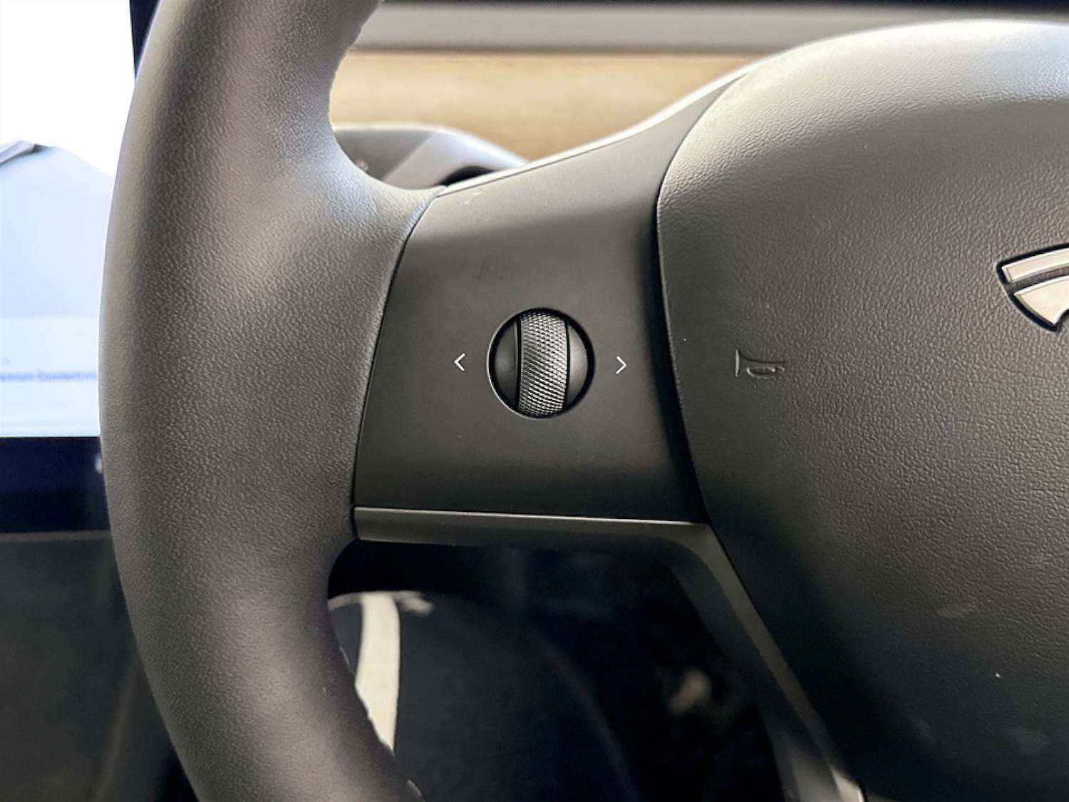 Used Tesla Model 3 2021 for sale - 77301701: Photo 16