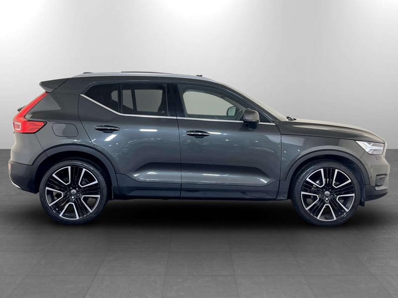 Used Volvo XC40 2018 for sale - 77025790: Photo 11