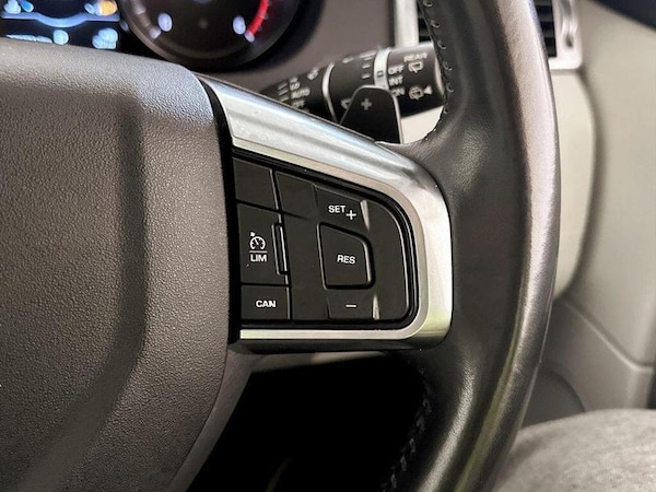 Used Land Rover Discovery Sport 2018 for sale - 76255306: Photo 20
