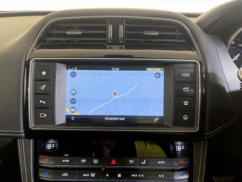 Used Jaguar F-Pace 2017 for sale - 76394211: Photo 21