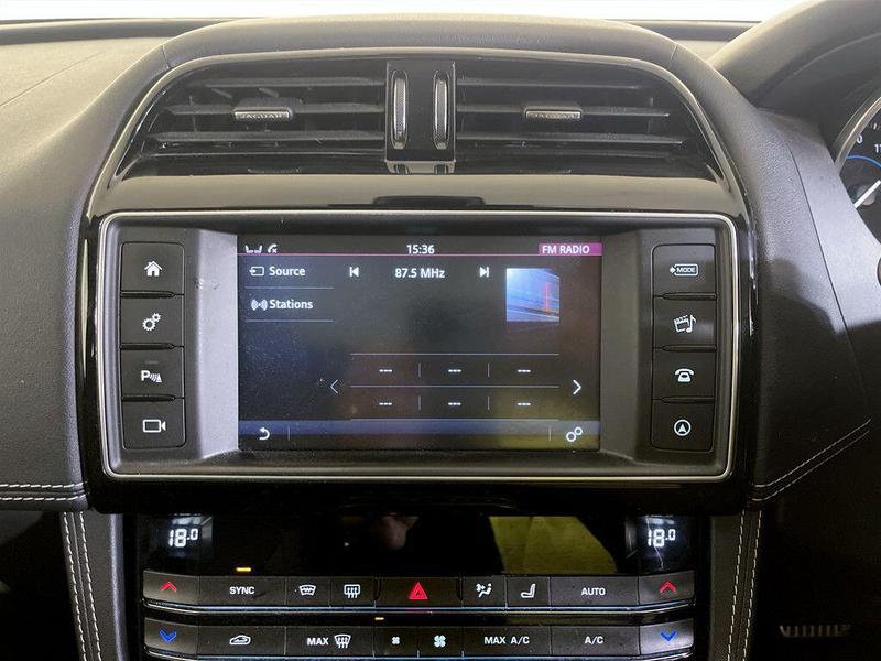 Used Jaguar F-Pace 2017 for sale - 76394211: Photo 22