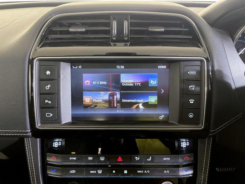 Used Jaguar F-Pace 2017 for sale - 76394211: Photo 23