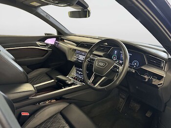 Used Audi e-tron 2022 for sale - 78298645: Photo