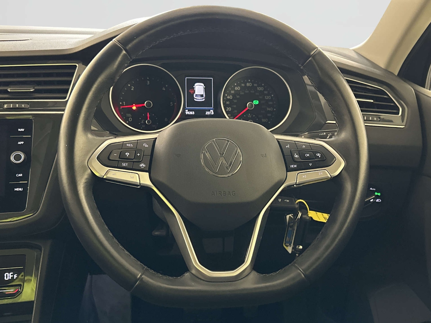 Used Volkswagen Tiguan 2023 for sale - 78083432: Photo 16