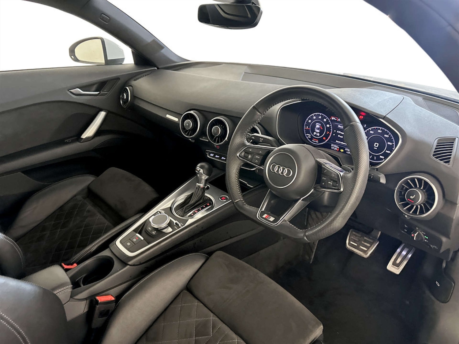 Used Audi TT 2019 for sale - 77185034: Photo 15