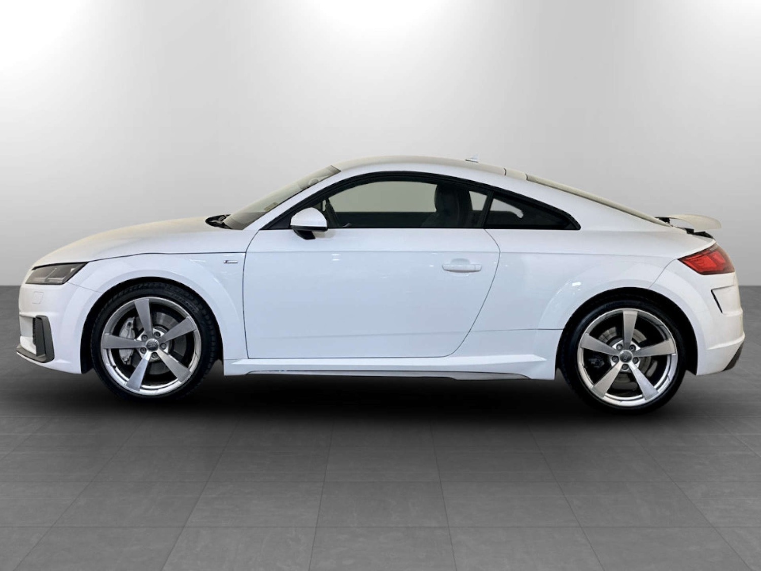 Used Audi TT 2019 for sale - 77185034: Photo 7