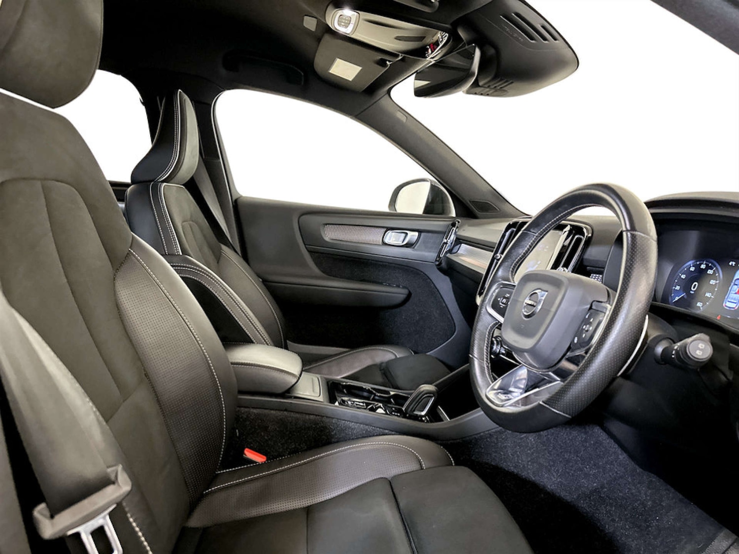 Used Volvo XC40 2020 for sale - 77422865: Photo 13