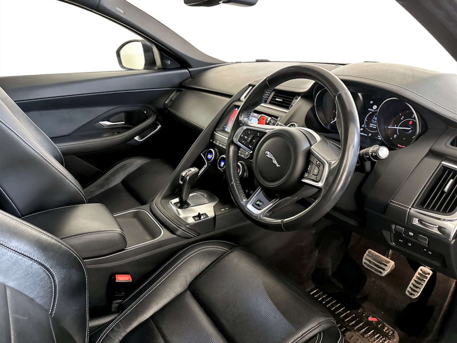 Used Jaguar E-Pace 2018 for sale - 77409797: Photo 14