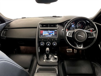 Used Jaguar E-Pace 2018 for sale - 77409797: Photo