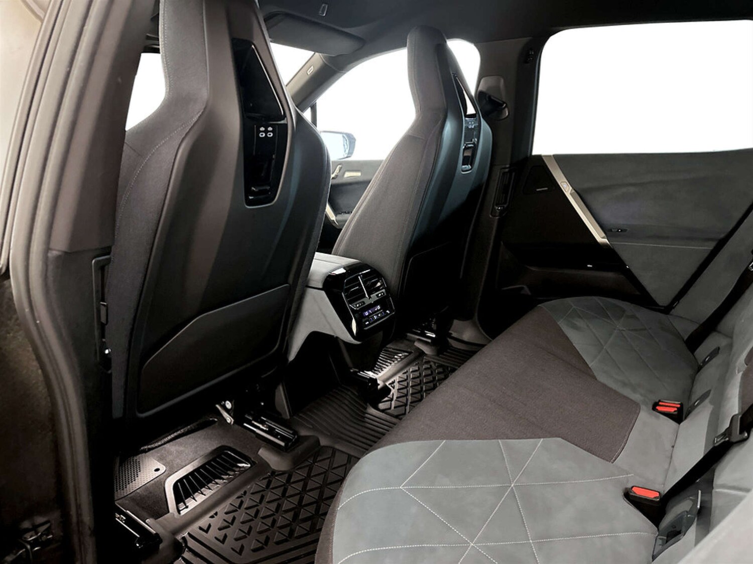 Used BMW iX 2022 for sale - 77523337: Photo 14