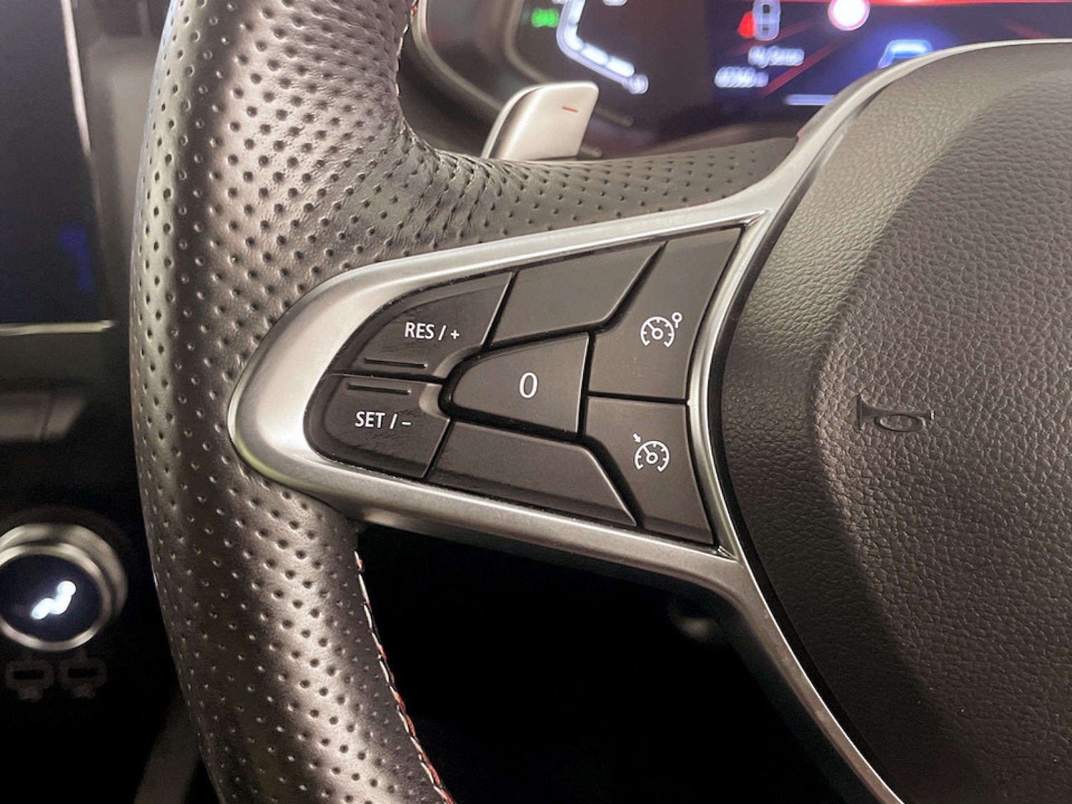 Used Renault Clio 2019 for sale - 77264721: Photo 17