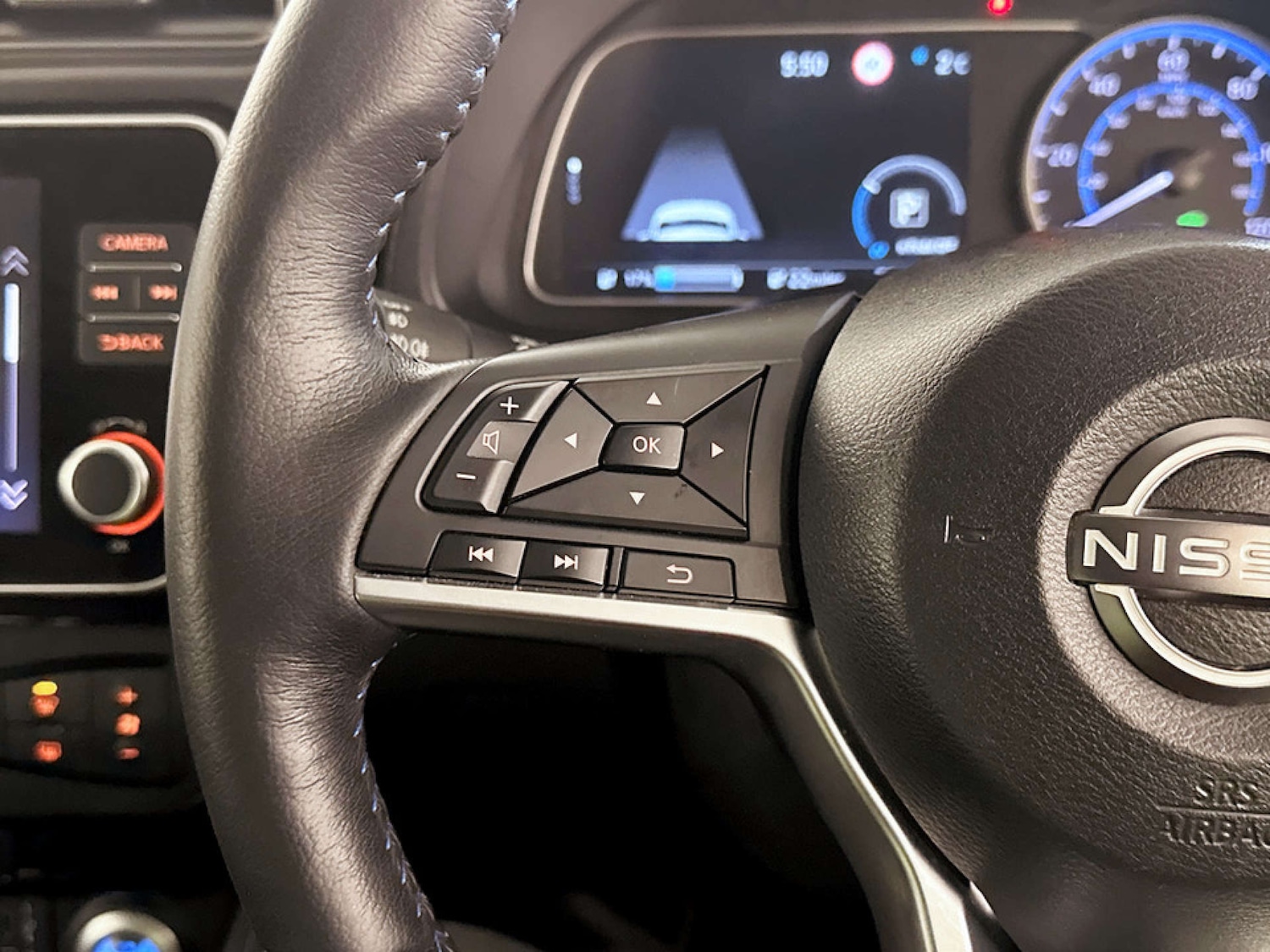 Used Nissan Leaf 2022 for sale - 77184881: Photo 17