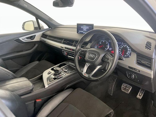 Used Audi Q7 2017 for sale - 76322323: Photo 17