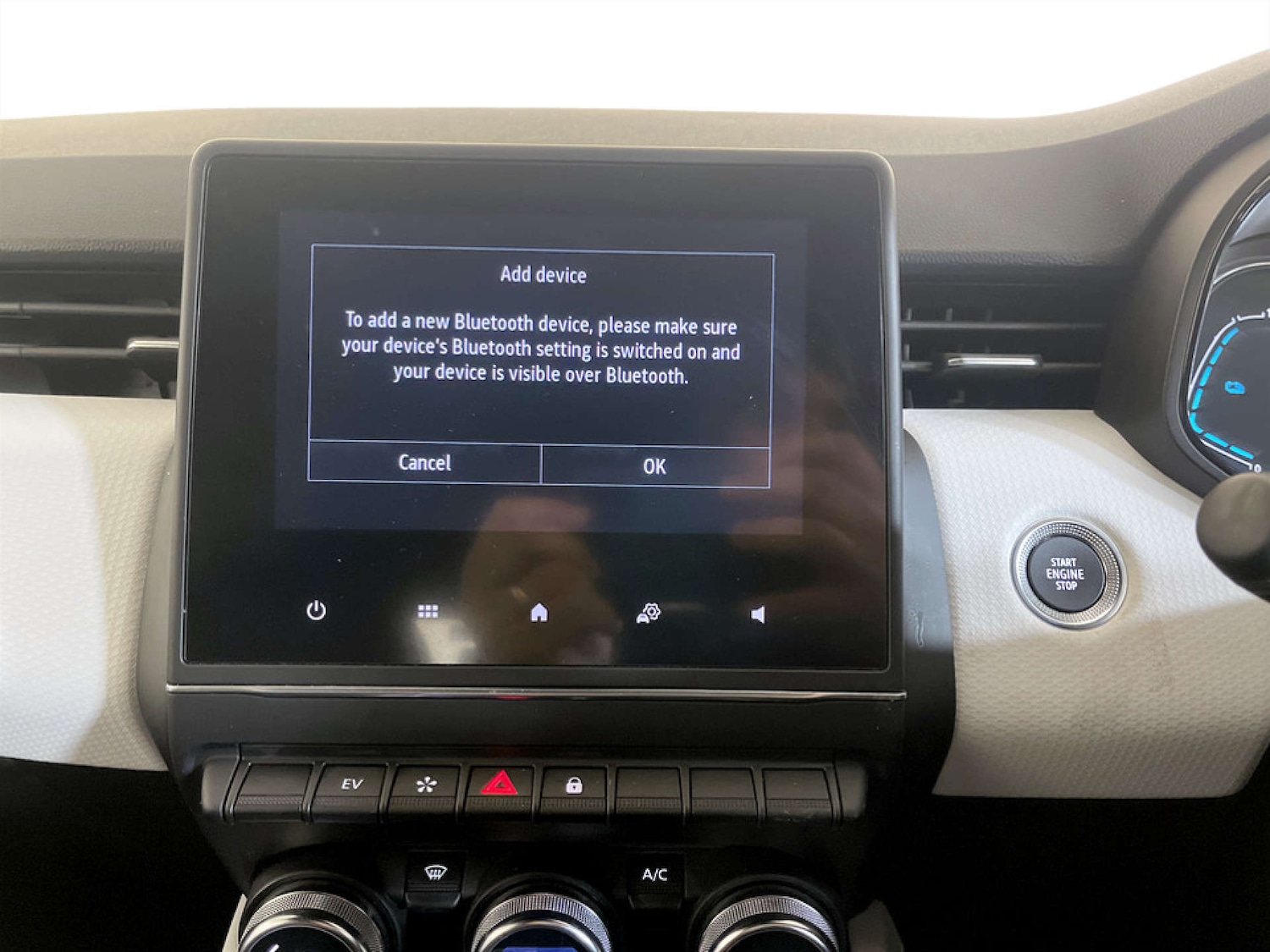 Used Renault Clio 2022 for sale - 77422786: Photo 24