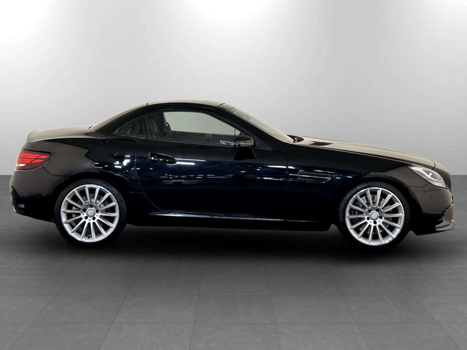 Used Mercedes-Benz SLC 2016 for sale - 77276670: Photo 11