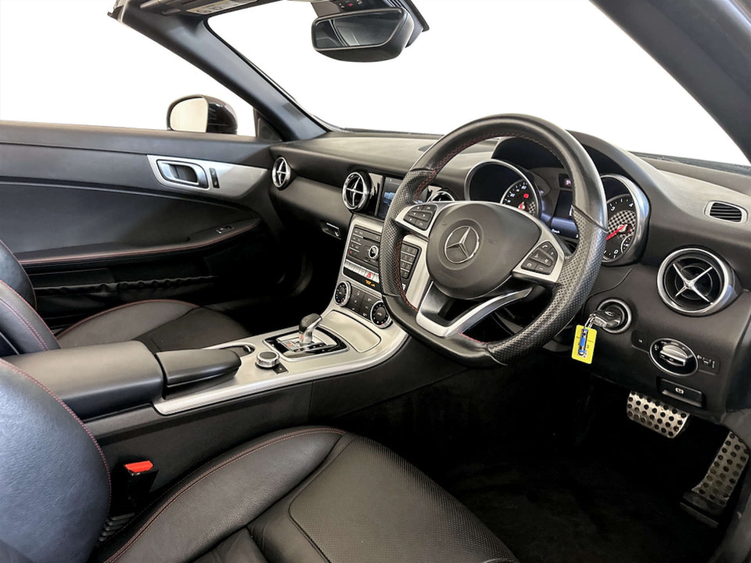 Used Mercedes-Benz SLC 2016 for sale - 77276670: Photo 15