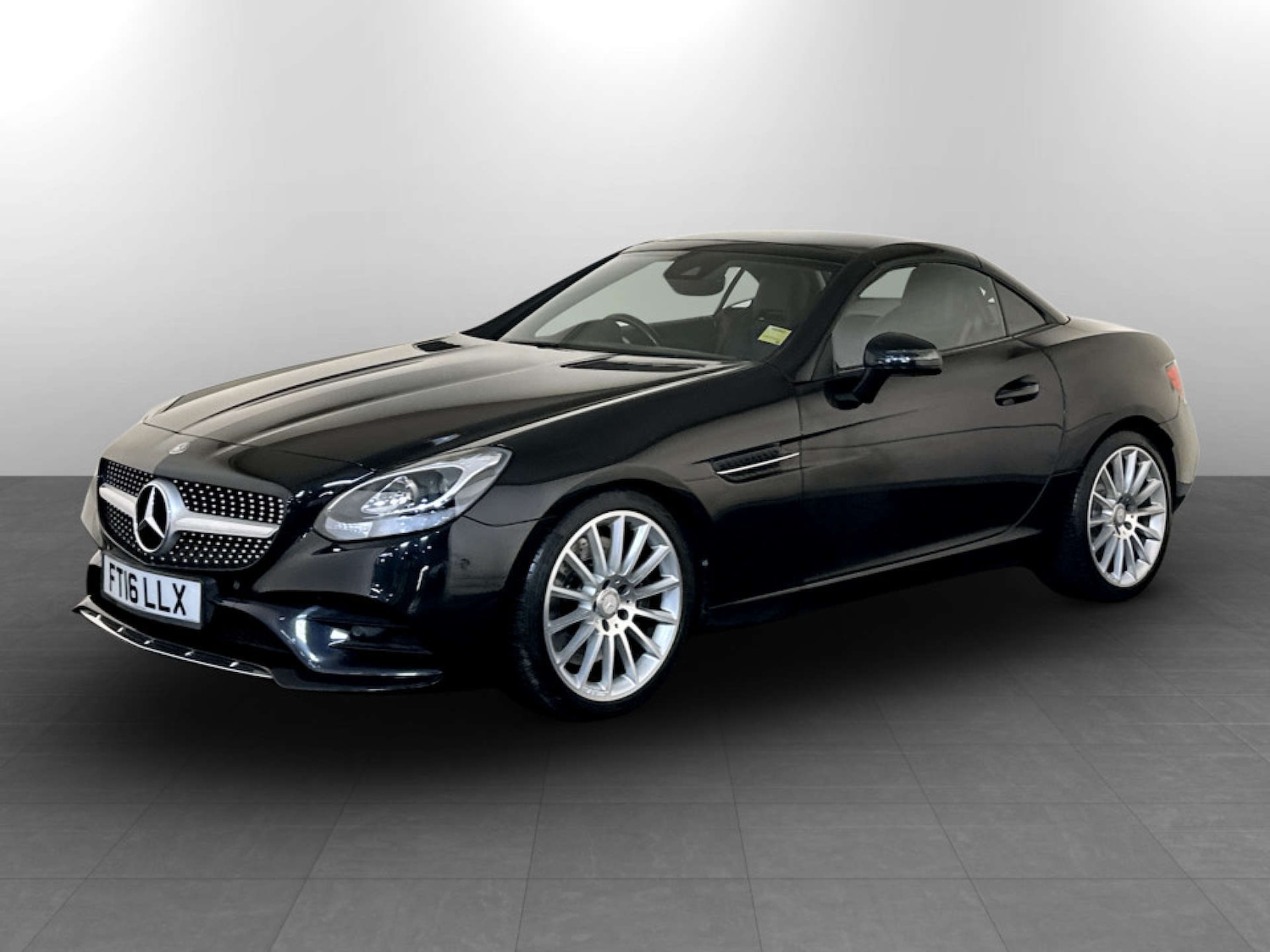 Used Mercedes-Benz SLC 2016 for sale - 77276670: Photo 6