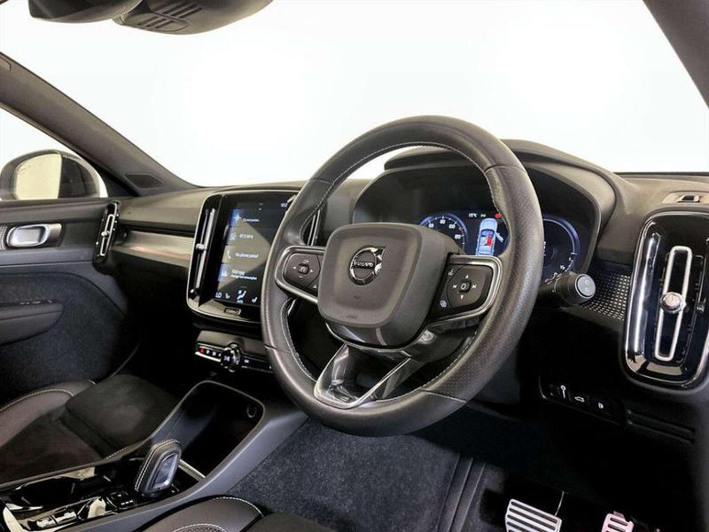 Used Volvo XC40 2020 for sale - 76322370: Photo 15