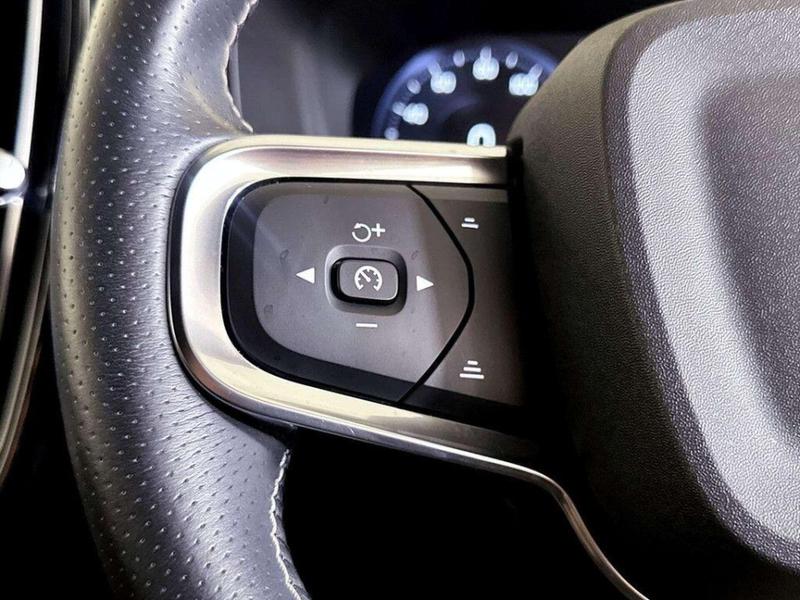 Used Volvo XC40 2020 for sale - 76322370: Photo 17