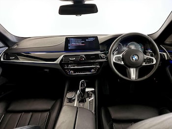 Used BMW 5 Series 2017 for sale - 76807202: Photo