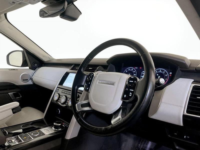 Used Land Rover Discovery 2018 for sale - 76382313: Photo 16