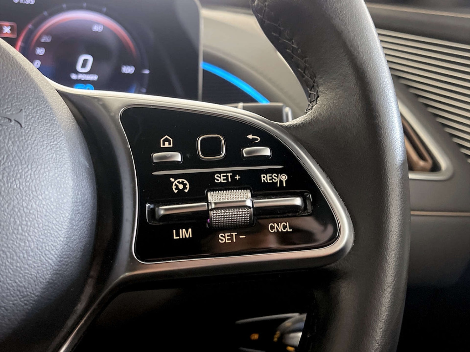 Used Mercedes-Benz EQC 2021 for sale - 77408932: Photo 18