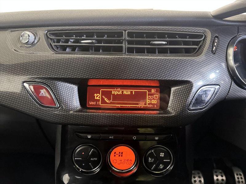 Used Citroen DS3 2013 for sale - 76641160: Photo 20