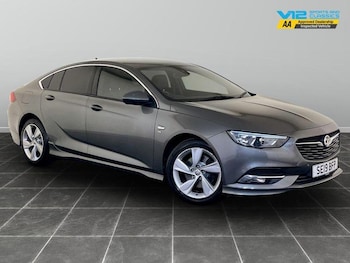 Vauxhall - Insignia