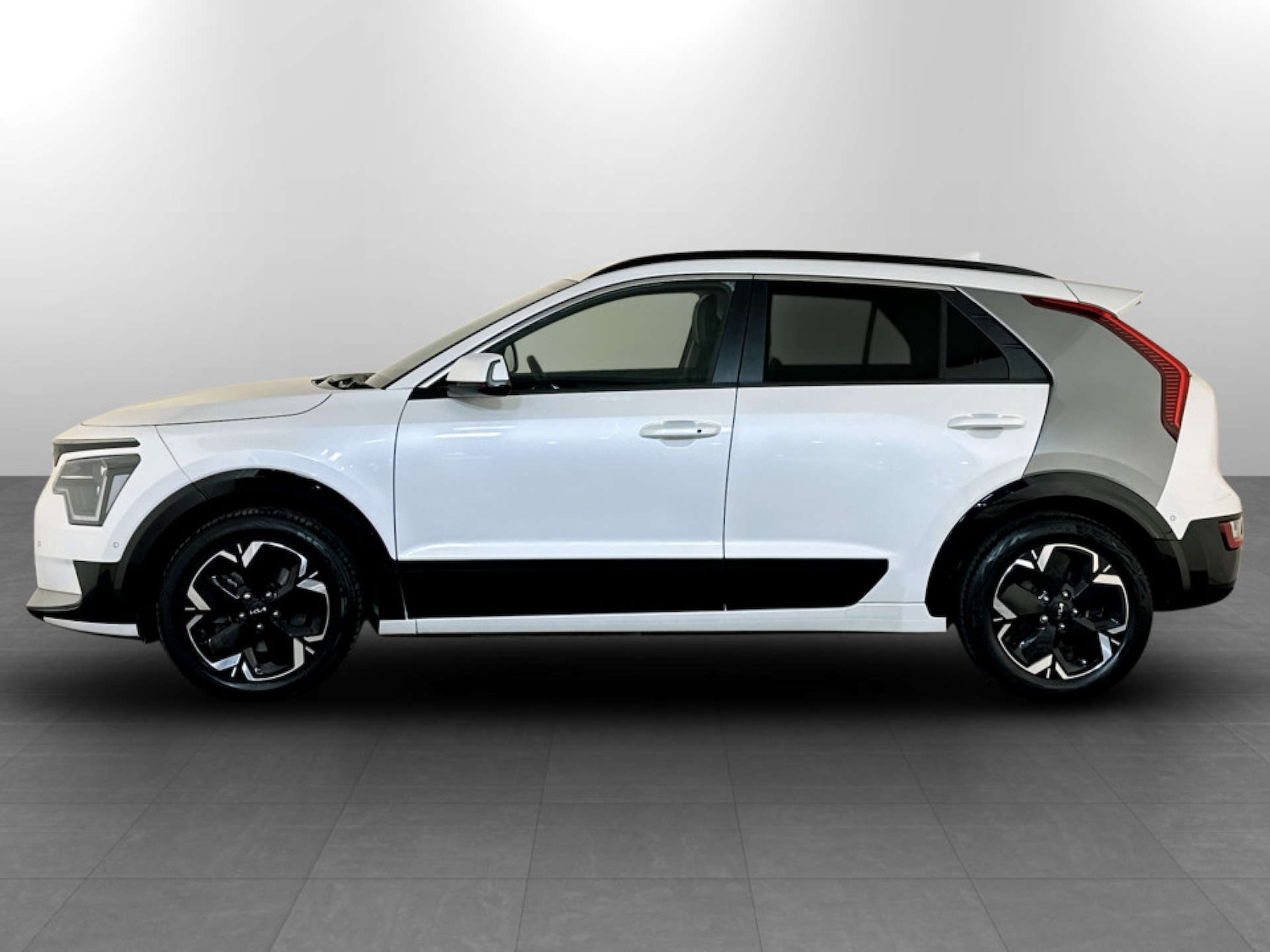 Used Kia Niro 2023 for sale - 77422837: Photo 6