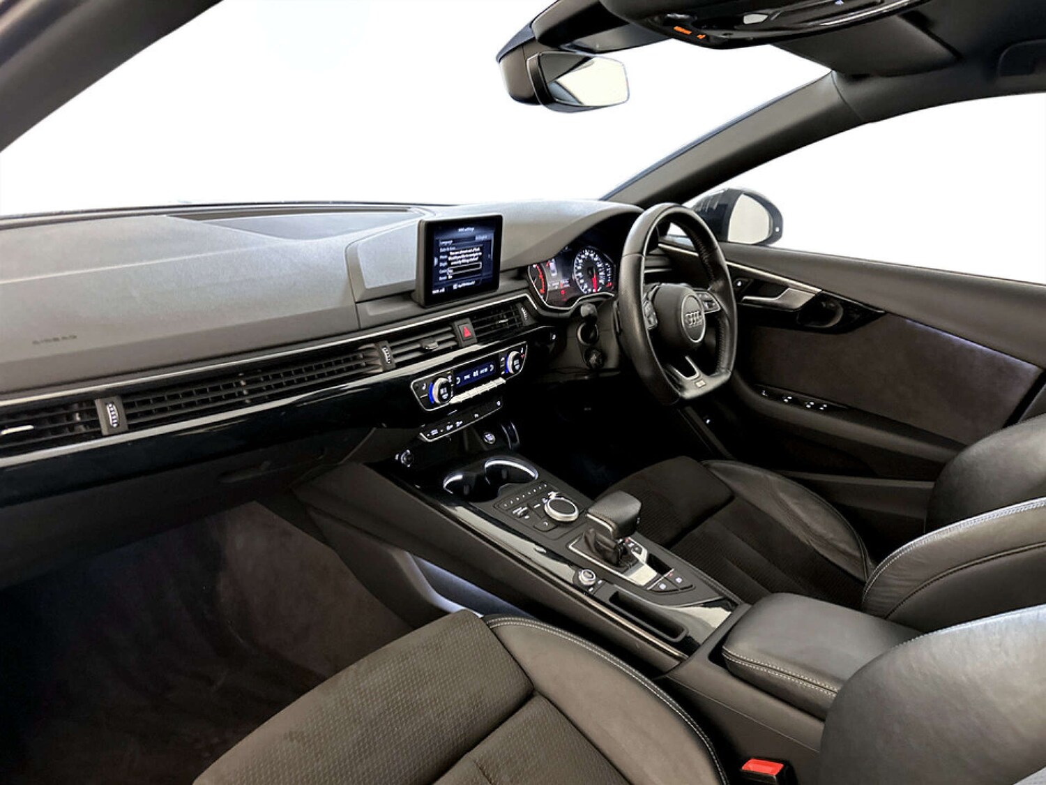 Used Audi A4 2019 for sale - 77417575: Photo 12