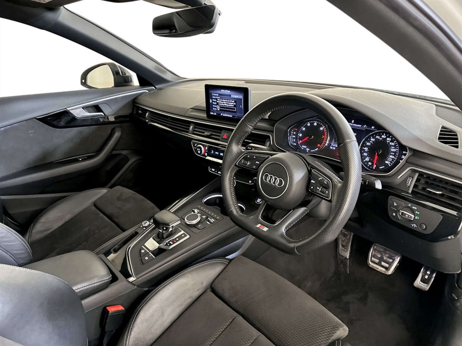 Used Audi A4 2019 for sale - 77417575: Photo 16