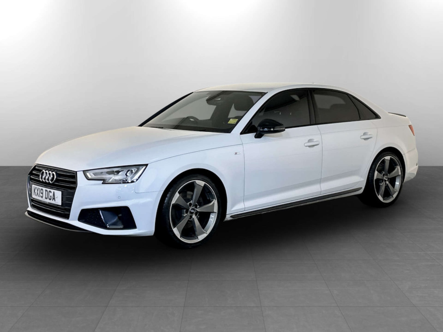 Used Audi A4 2019 for sale - 77417575: Photo 6