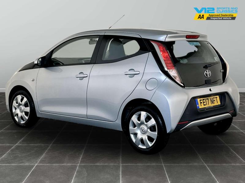 Used Toyota AYGO 2017 for sale - 76960949: Photo 10