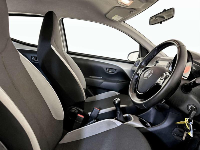 Used Toyota AYGO 2017 for sale - 76960949: Photo 14