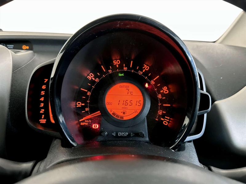 Used Toyota AYGO 2017 for sale - 76960949: Photo 19