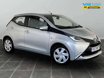 Used Toyota AYGO 2017 for sale - 76960949: Photo