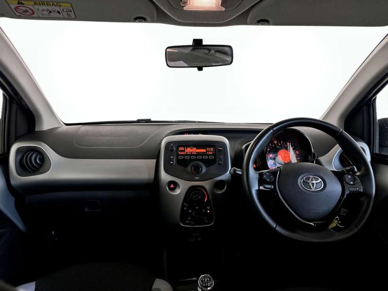 Used Toyota AYGO 2017 for sale - 76960949: Photo 3